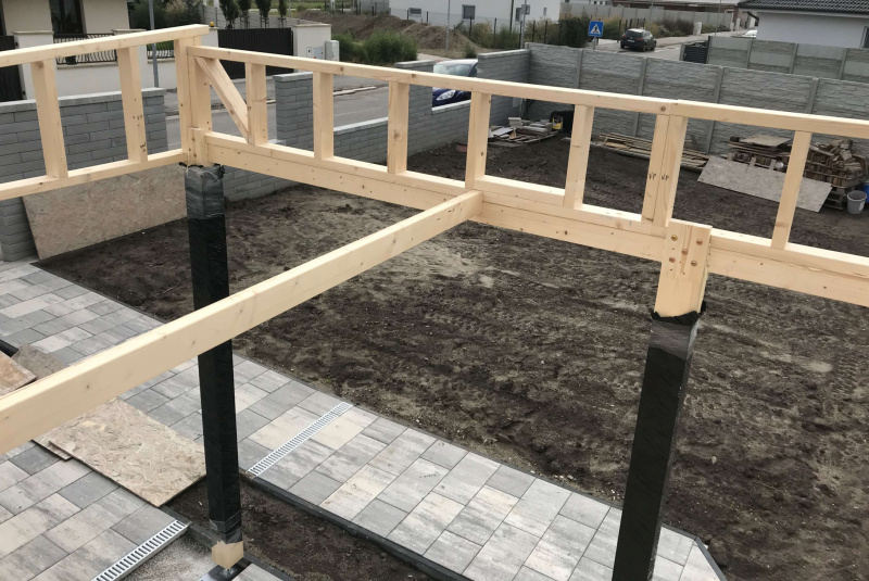 Stavby / Reno 5,4 x 3 + 5,4 x 2,8 terasa  - foto